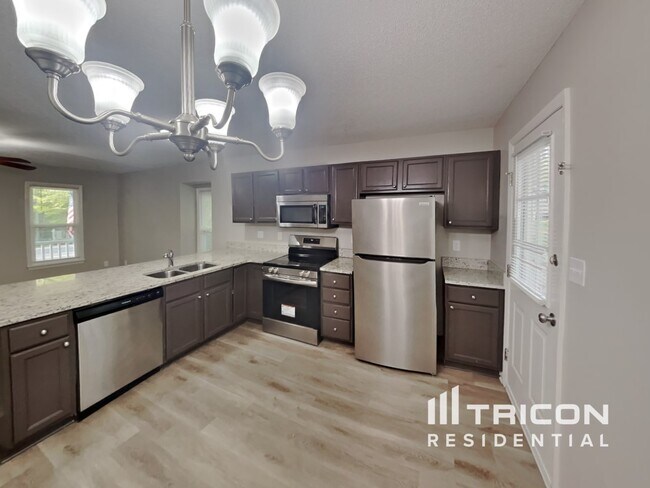 Photo - 1413 Amber Acres Ln