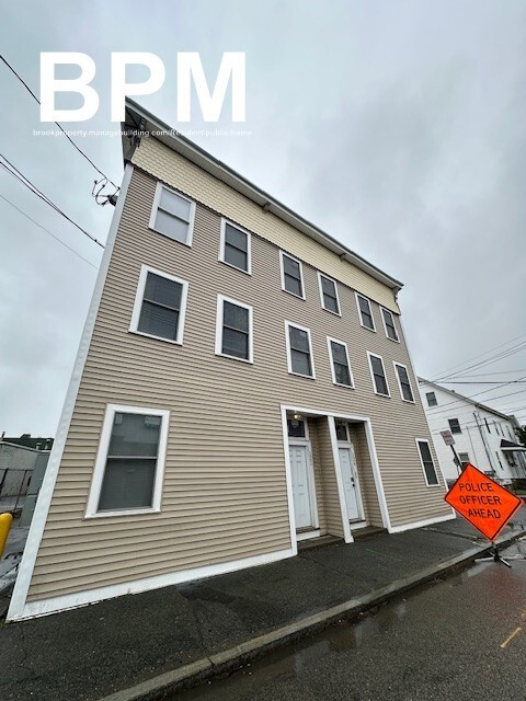 Photo - 126 Felton St Unidad 2