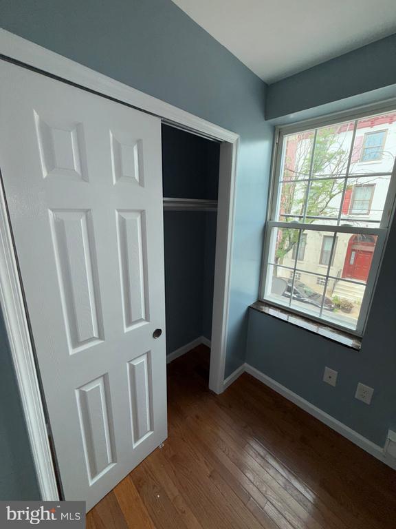 Photo - 1529 S 5th St