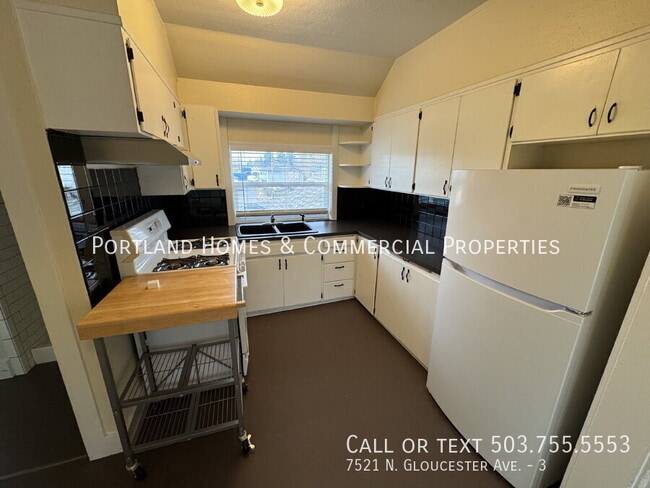 Photo - 7521 N Gloucester Ave Unit 3