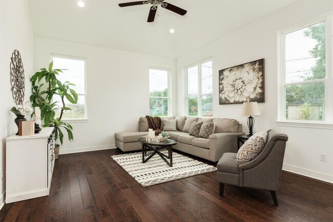 Photo - Marquis at Magnolia