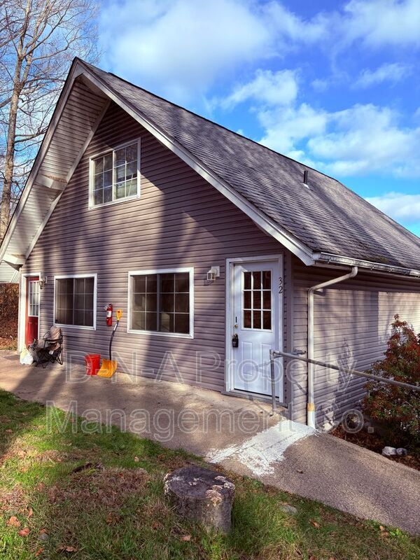 Photo - 108 3rd St Unit #32