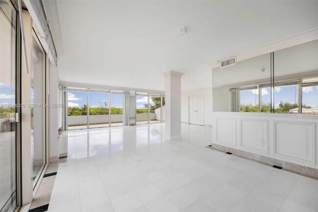 Photo - 155 Ocean Ln Dr Unidad 600