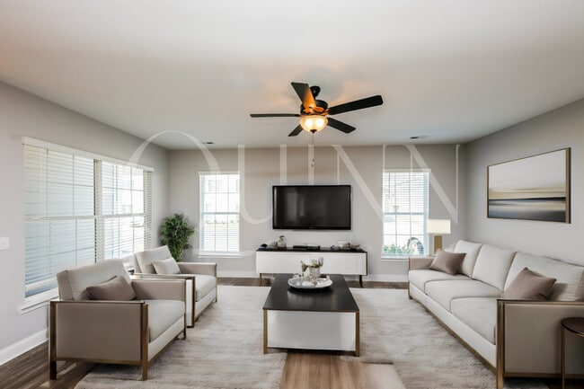 2122 Miramar Cir - 2122 Miramar Cir