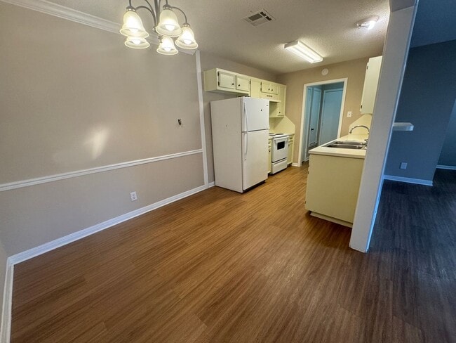 Photo - 214 Tamara Dr Unidad A