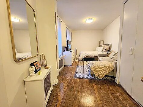 Photo - 151 Mott St Condo