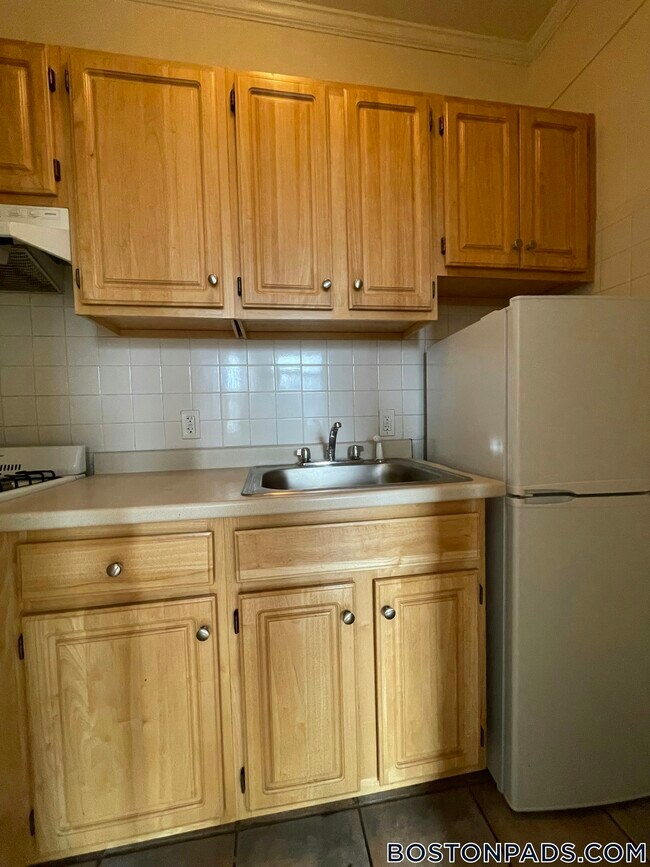 Photo - 441 Cambridge St Unidad 1