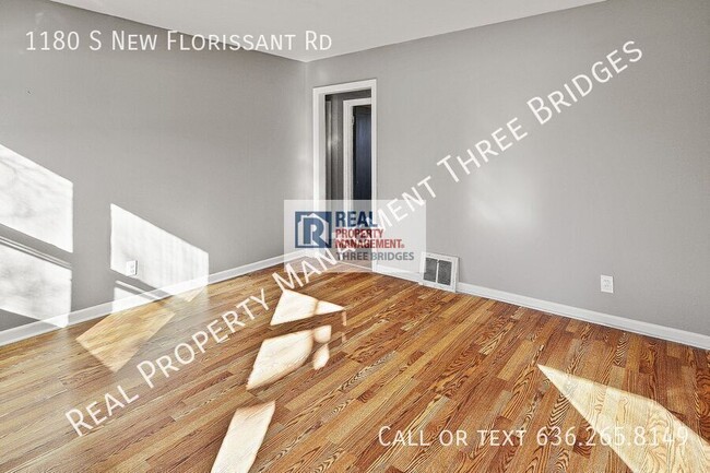 Photo - 1180 S New Florissant Rd