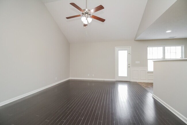 Photo - 1634 Colyn Avenue