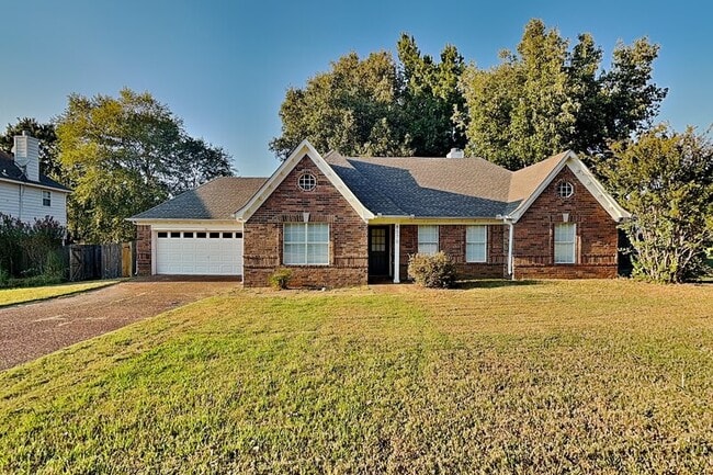 Building Photo - 8070 Ellis Rd