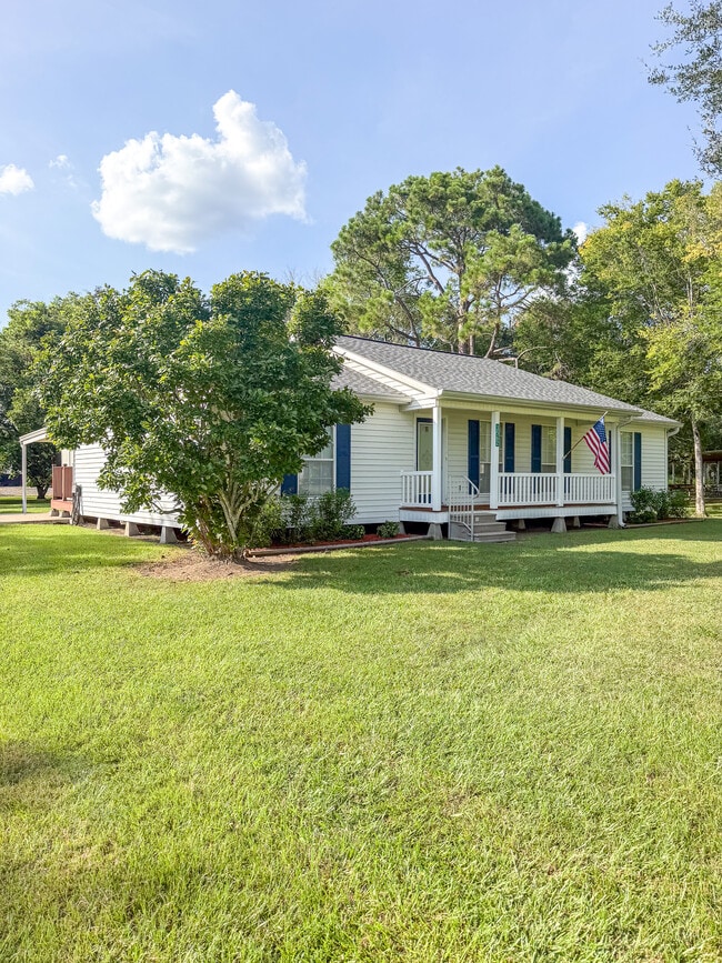 Building Photo - 3562 Grand Point Hwy