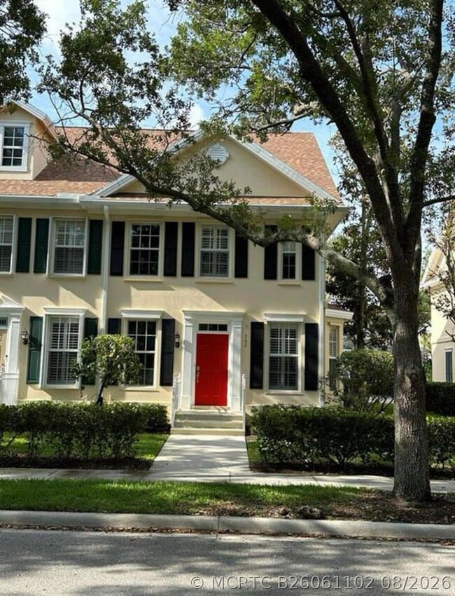 Building Photo - 262 Iris Dr
