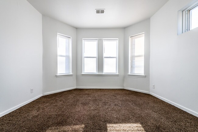 Habitación - 1236-40 S Lawndale Ave