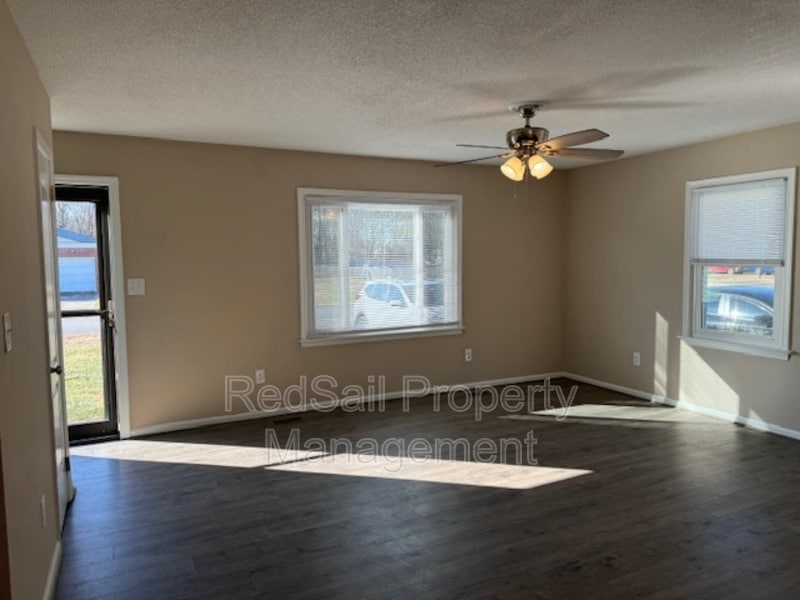 Photo - 6002 Old Chestnut Ave