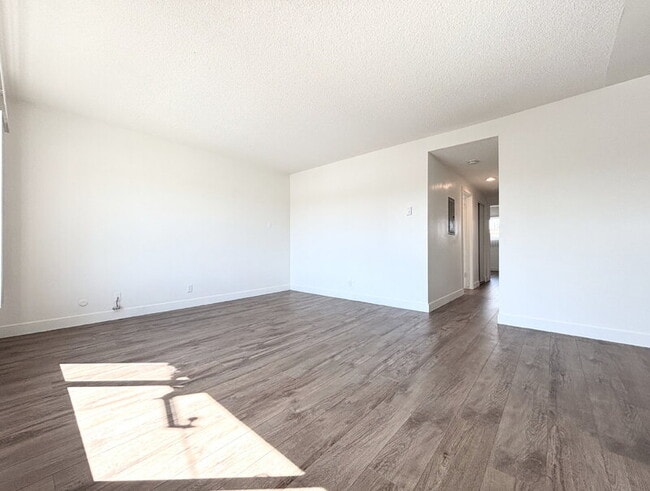 Photo - 820 Oakwood St Unidad 3