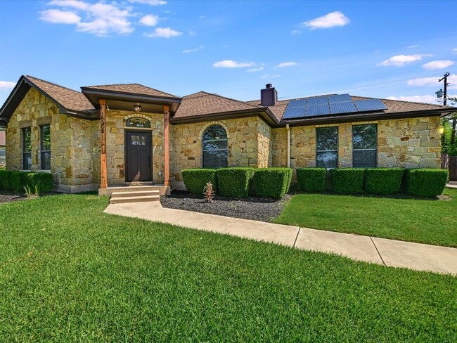 Building Photo - 15208 Bowling Ln