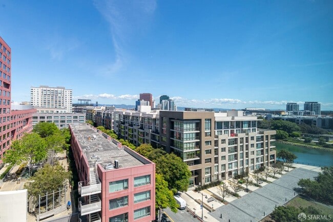 Photo - 300 Berry St