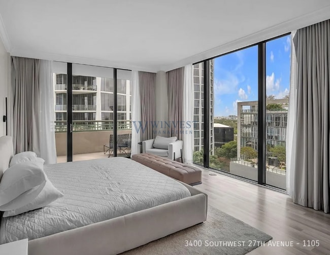 Building Photo - 3400 SW 27th Ave Unit 1105