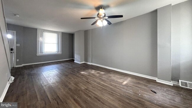 Photo - 22 N Conestoga St