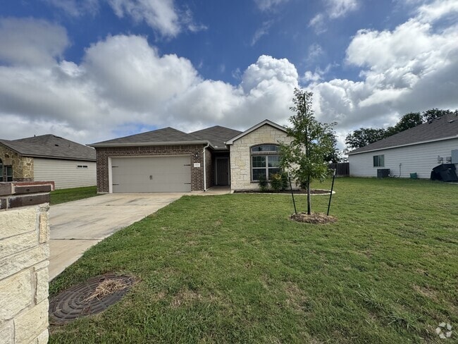 Building Photo - 7022 Tanglehead Dr Rental