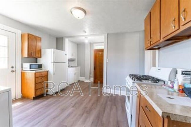 Photo - 450 Shelby St