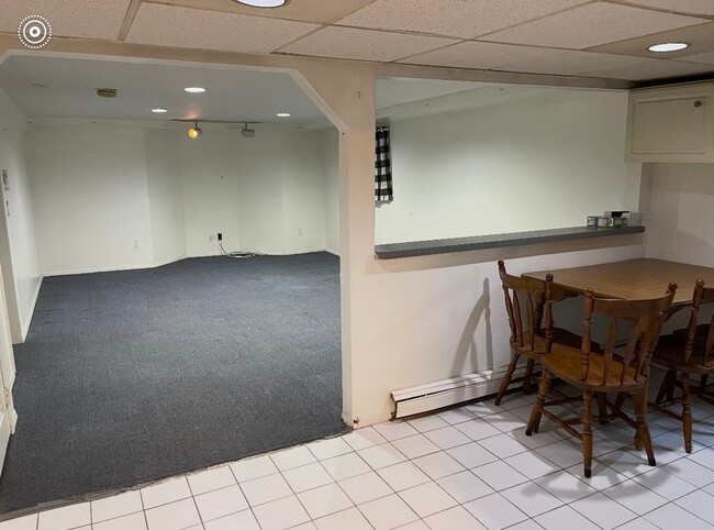 Photo - 914 Monroe St Unit 1
