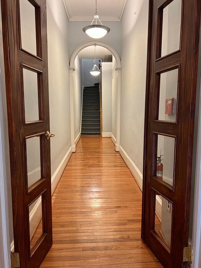 Photo - 1121 Walnut St Unit 2R