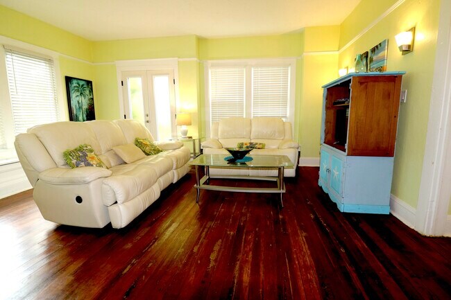 Photo - 2016 Hallwood Pl Unidad 3