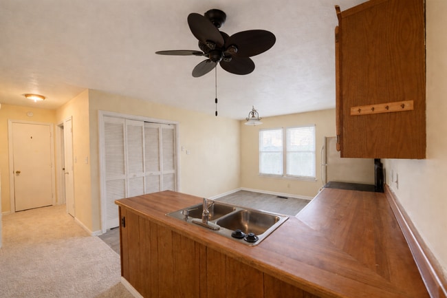 Photo - 2BR/2BA Beachside Condo – Close to Naval Base, Dining & Shopping