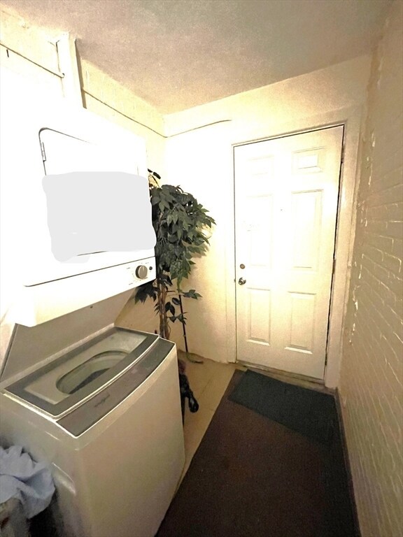 Photo - 81 Saint Botolph St Unit 2