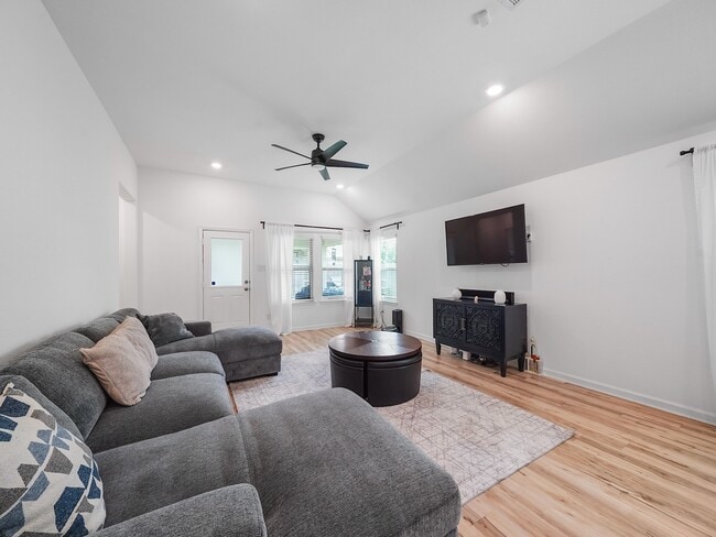 Photo - 6210 Glenwick Park Rd