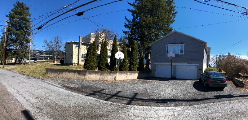 Photo - 978 Line Ave