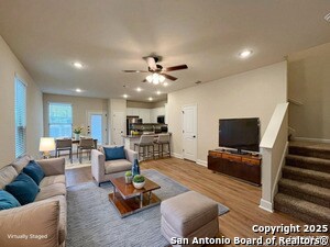 Photo - 13862 Enzo Gate