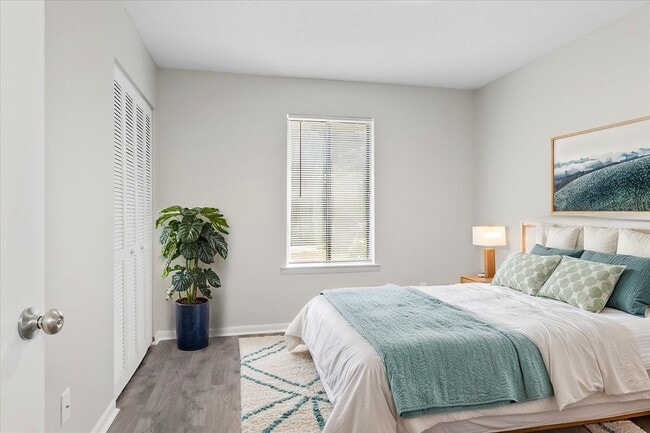 Photo - Orleans Apartments