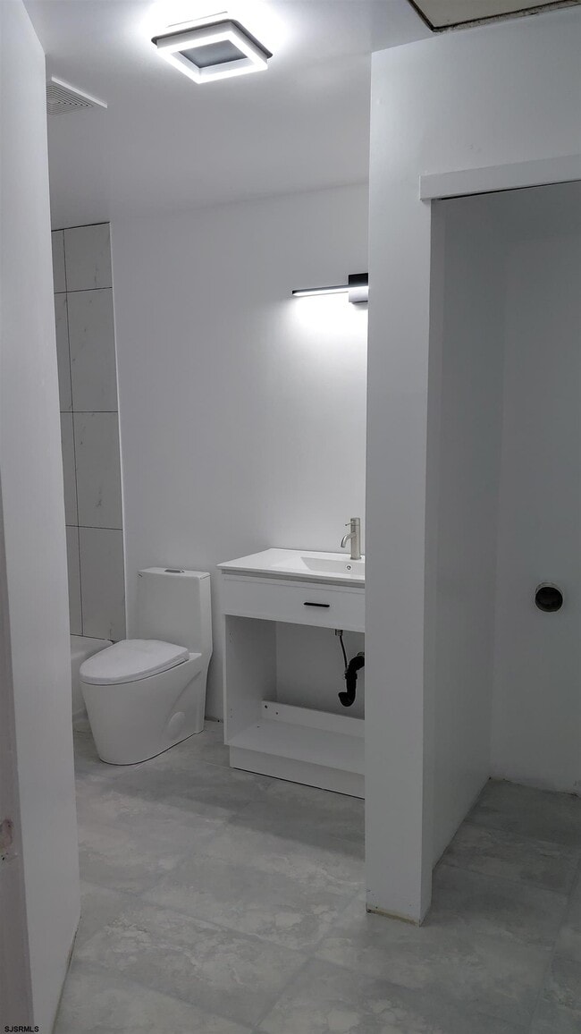 Photo - 137 Heather Croft Unit 137