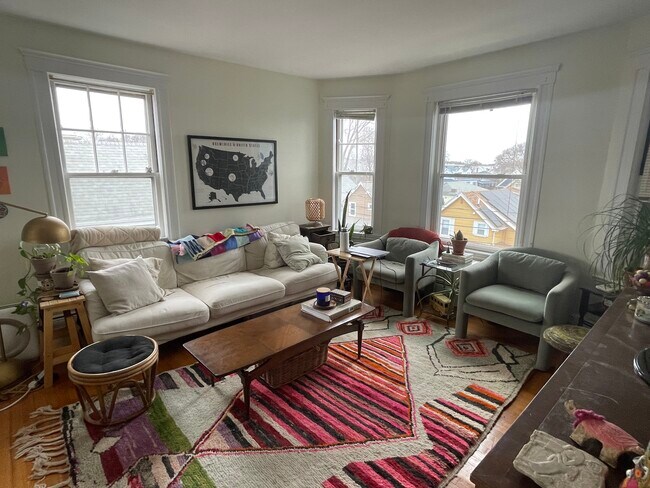 Photo - 79 Clarendon Ave Unidad 3