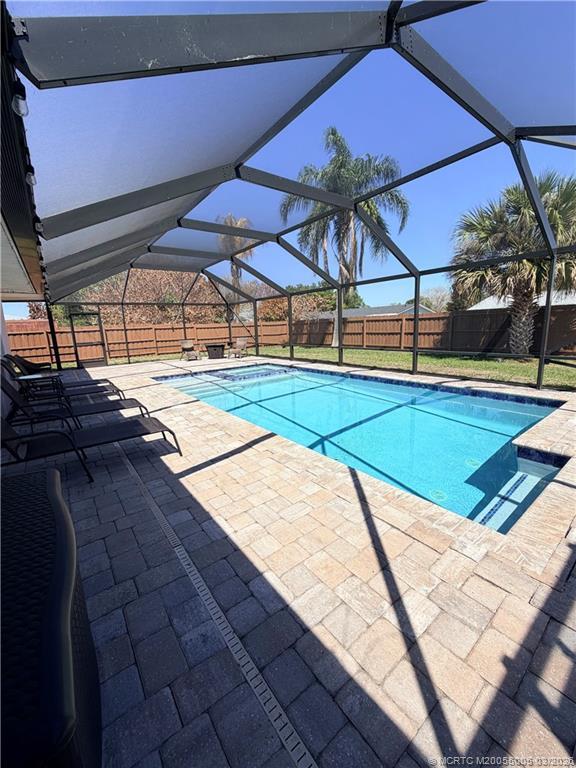 Photo - 761 SW Ravenswood Ln