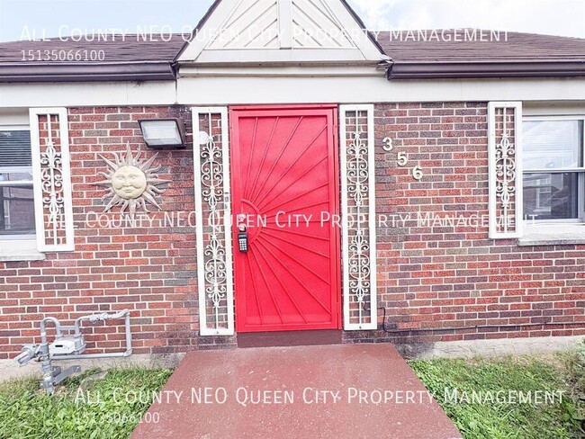 Photo - 356 Harriet St