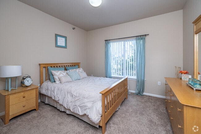 2BR, 3BA - 1,515SF - Primary Bedroom