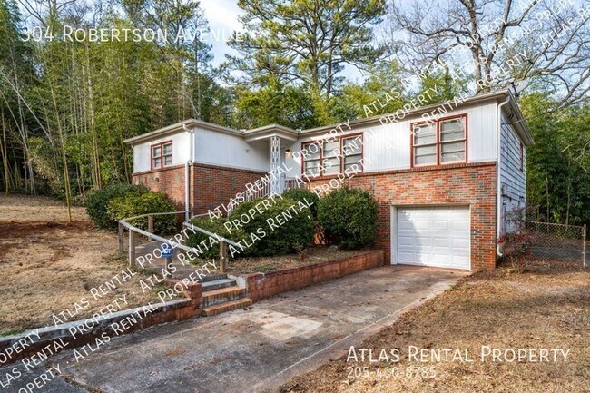 Photo - 304 Robertson Ave