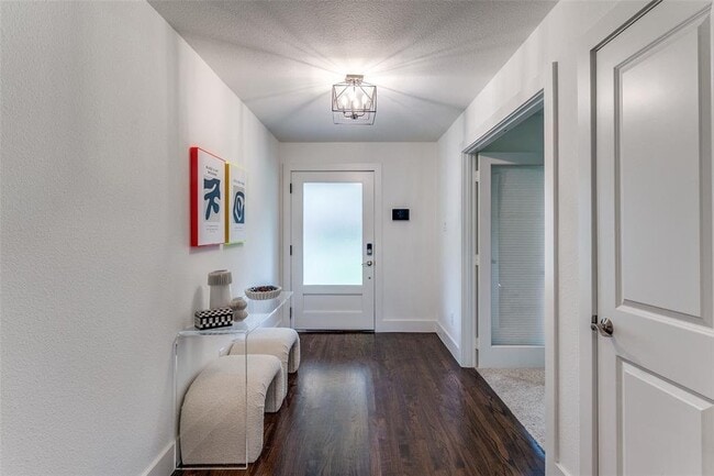 Photo - 6811 Huff Trail