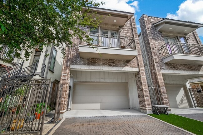 Photo - 604 W Pierce St