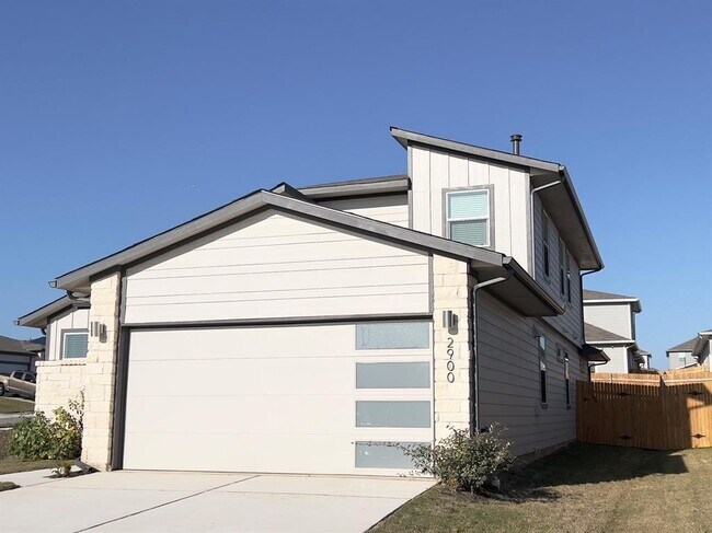 Photo - 2900 Egan Dr