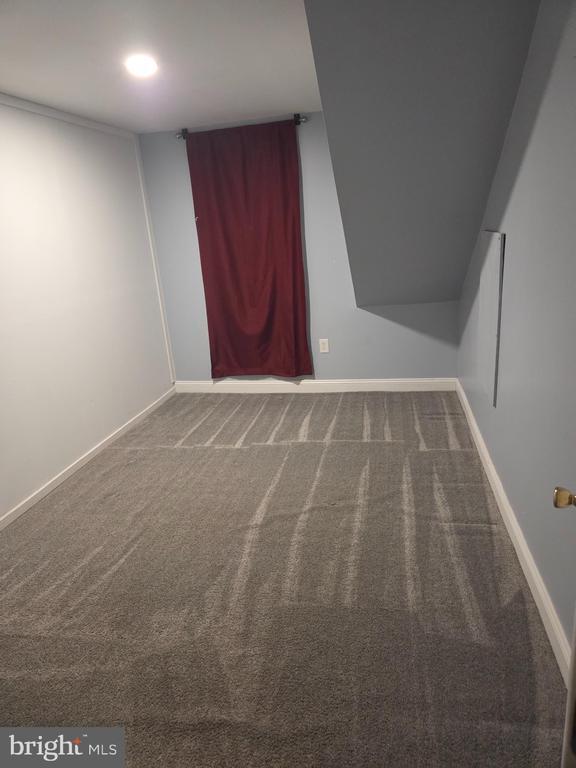 Photo - 4227 Cambridge St