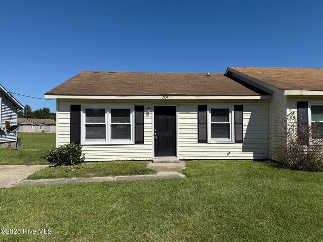 Building Photo - 1804 Burgaw Hwy Rental