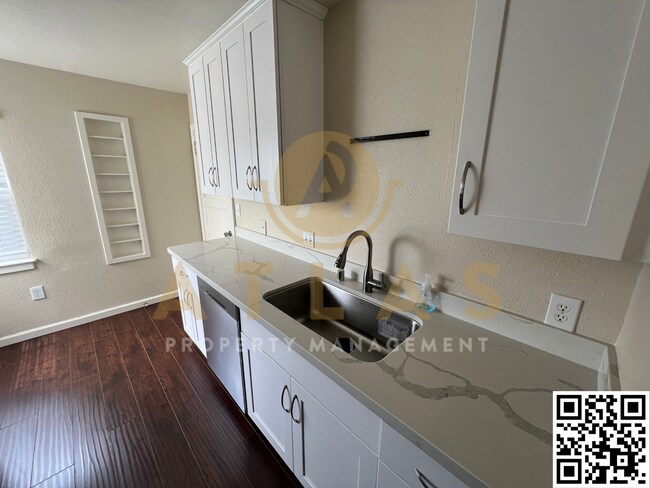 Photo - 1830 Magazine St