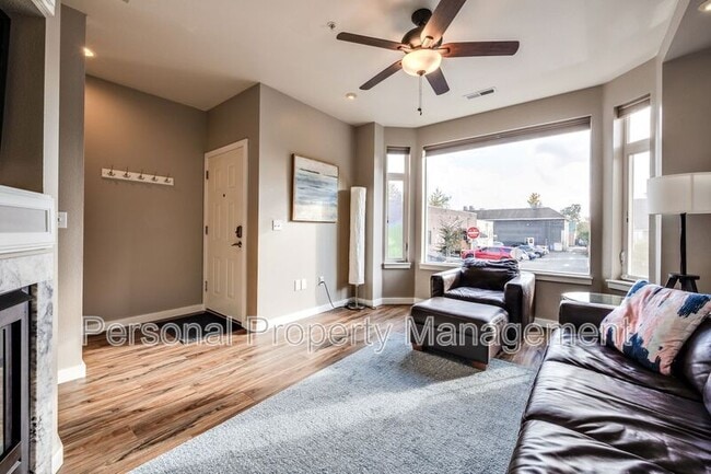 Photo - 112 W 24th St