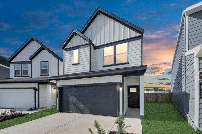 Building Photo - 10326 Penryn Frst Trl