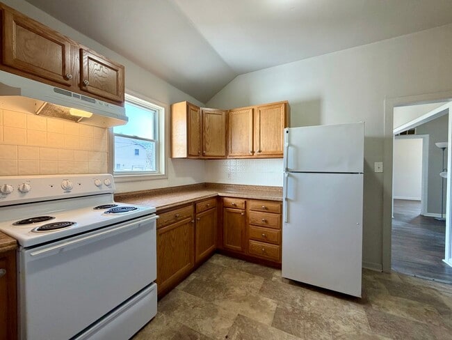 Photo - Bristol Borough-Three Bedroom Home Available Mid February