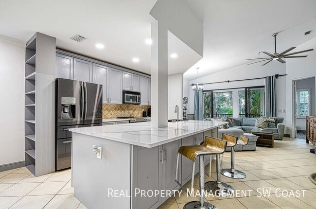 Photo - 27020 Adriana Cir Unit 201